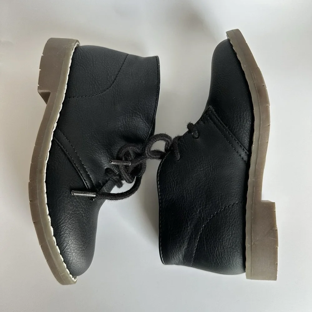 The Children's Place Boy's Black Lace Up Shoe Boots Toddler Size 10